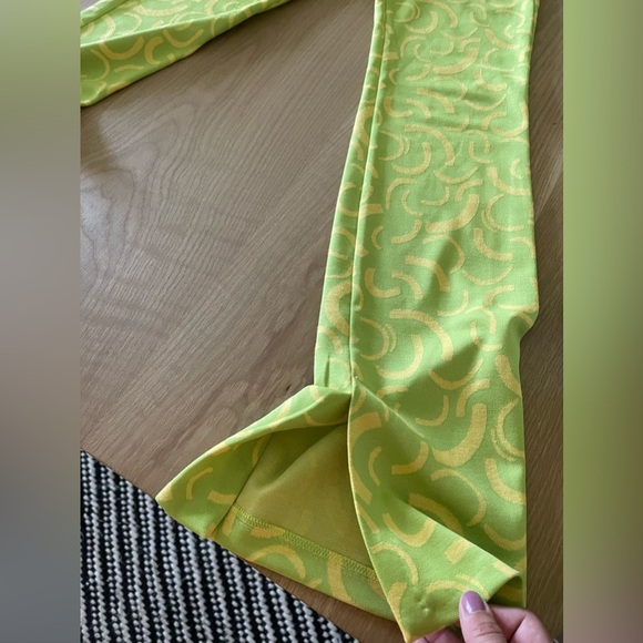 Zara| Neon Green Marbled 70’s Style Wide Leg Pull On Pants, Flare w Slit•••NWT - Picture 9 of 16